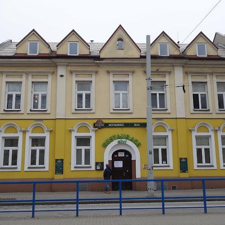 Restaurace Alvi Hotell Ostrava Eksteriør bilde